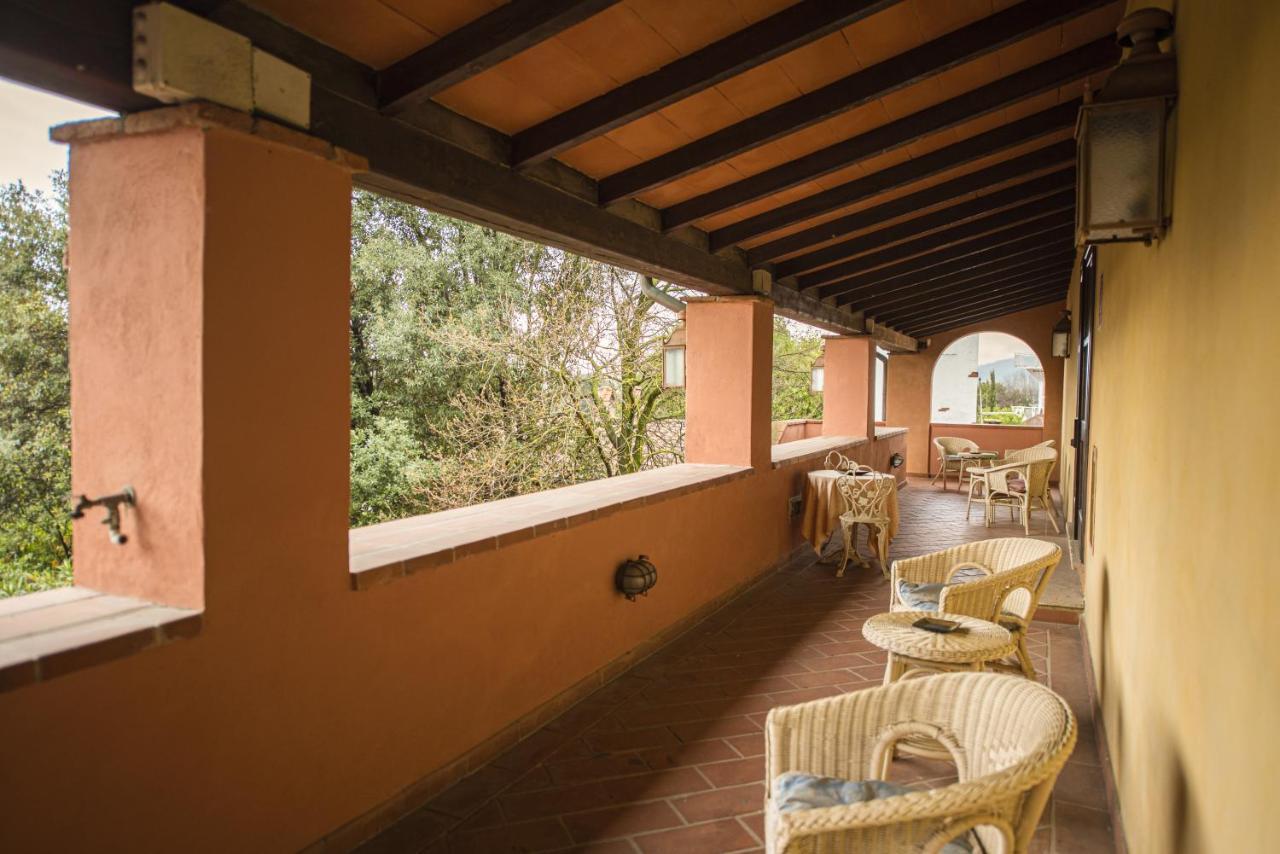 Hotel Boccaccio Calcinaia Buitenkant foto