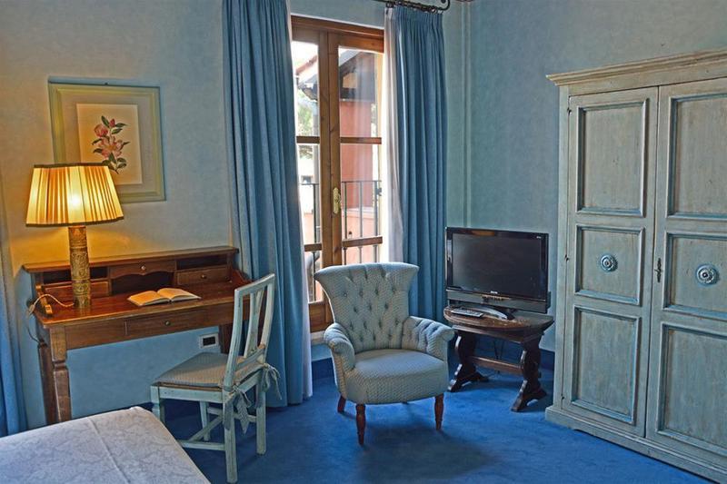 Hotel Boccaccio Calcinaia Buitenkant foto