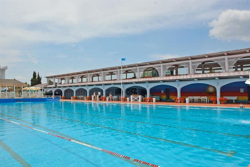 Hotel Boccaccio Calcinaia Buitenkant foto