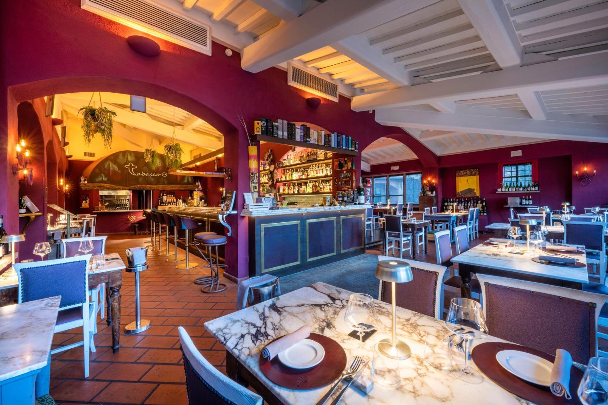 Hotel Boccaccio Calcinaia Buitenkant foto