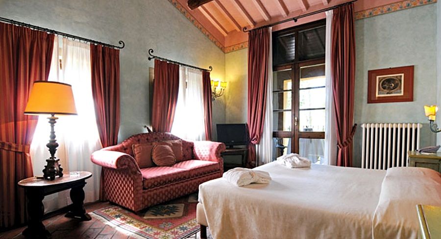 Hotel Boccaccio Calcinaia Buitenkant foto